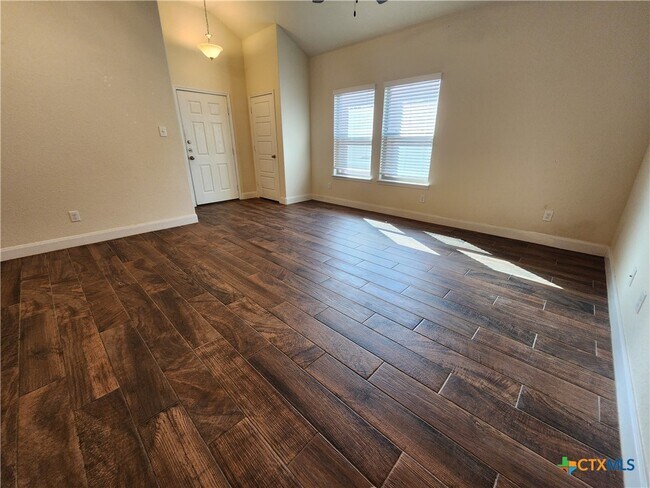 Building Photo - 1201 FM-306 E
