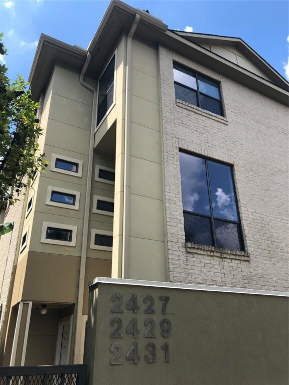 2427 Dorrington St Unit 2427A, Houston, TX 77030 Condo for Rent in