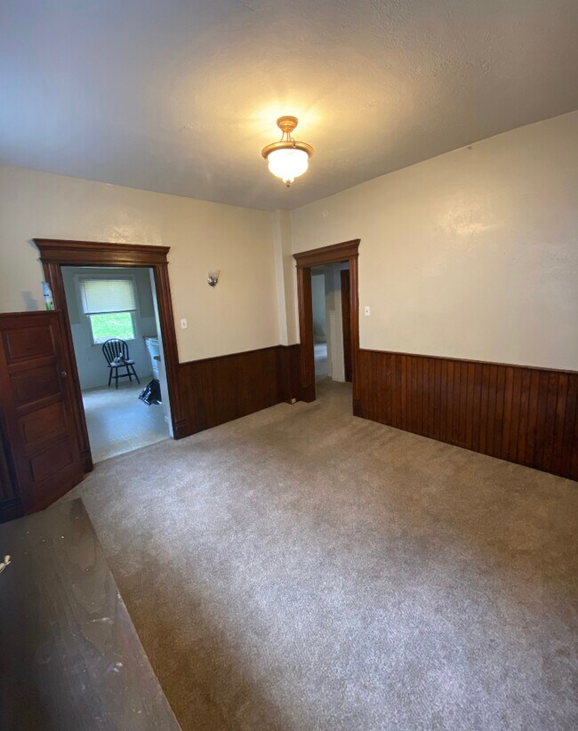 Dining room - 246 North Ave