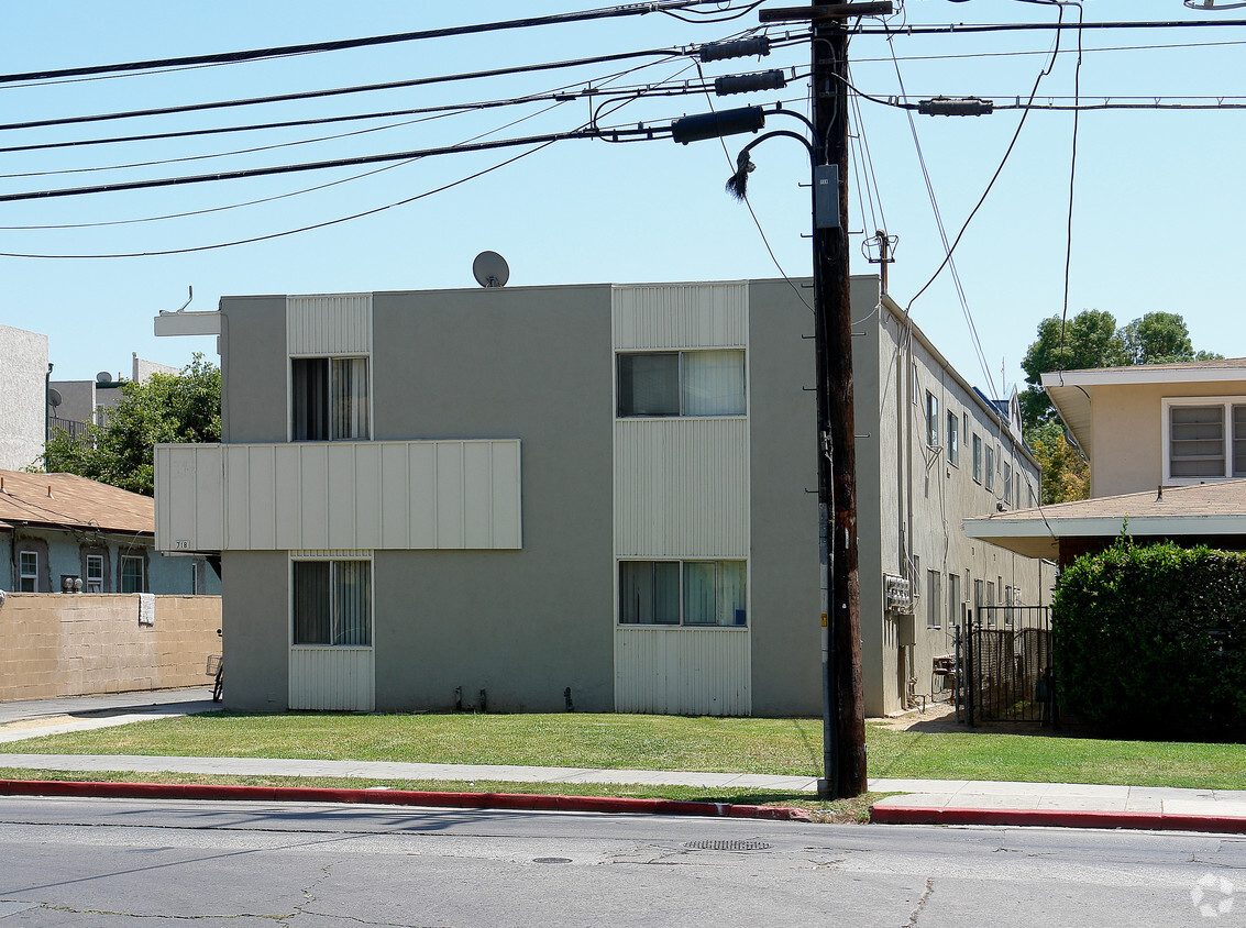 Building Photo - 718 Washington Ave