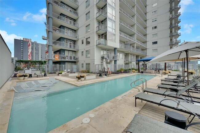 Foto del edificio - 603 Davis St