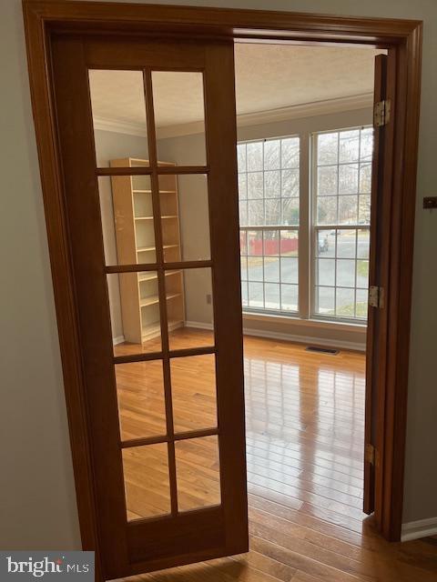 Foto del edificio - 9255 Matthew Dr