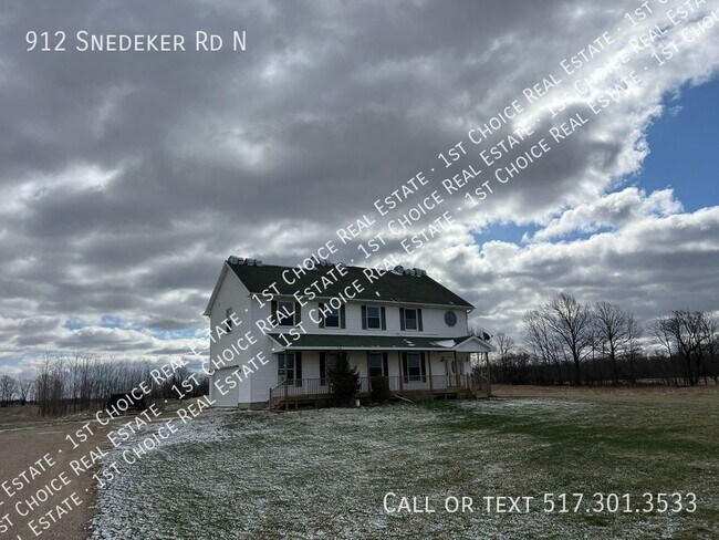 Foto del edificio - 912 Snedeker Rd N