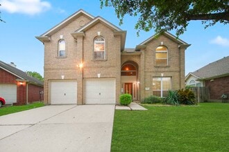 Building Photo - 11814 Berkway Trail
