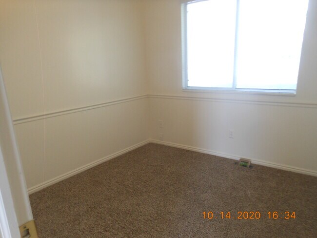 Building Photo - 791 E Savannah Ct