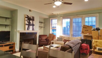 Foto del edificio - 1123 W Belmont Ave