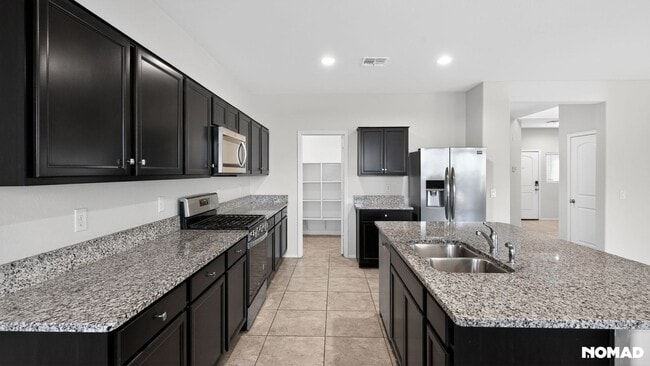 Building Photo - 3090 N Lainey Ln