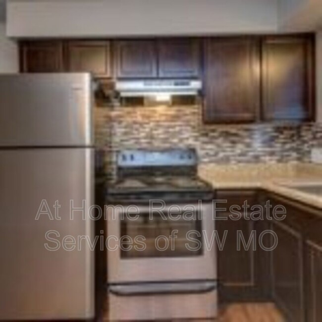 Foto del edificio - 930 S Campbell Ave
