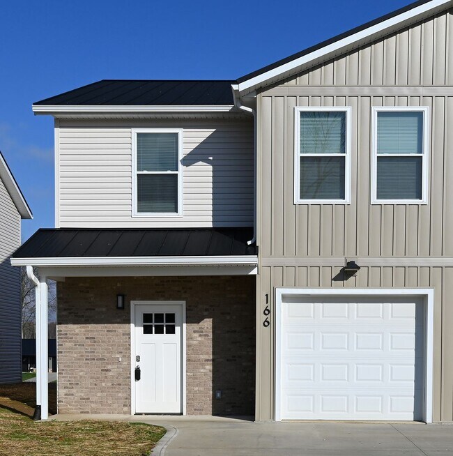 Foto del edificio - 166 Brushwood Dr