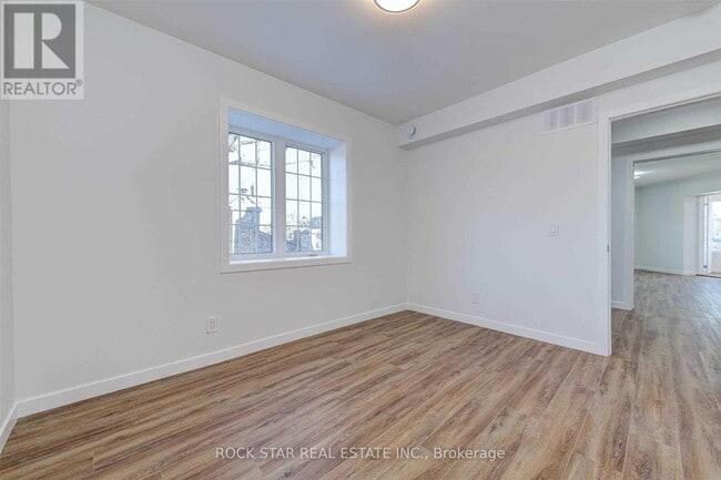 Building Photo - 1 Baby Point Rd