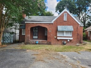 Building Photo - 1507 Warm Springs Rd