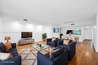 Building Photo - 3150 NW 42nd Ave