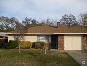Building Photo - 5448 Highview Ln