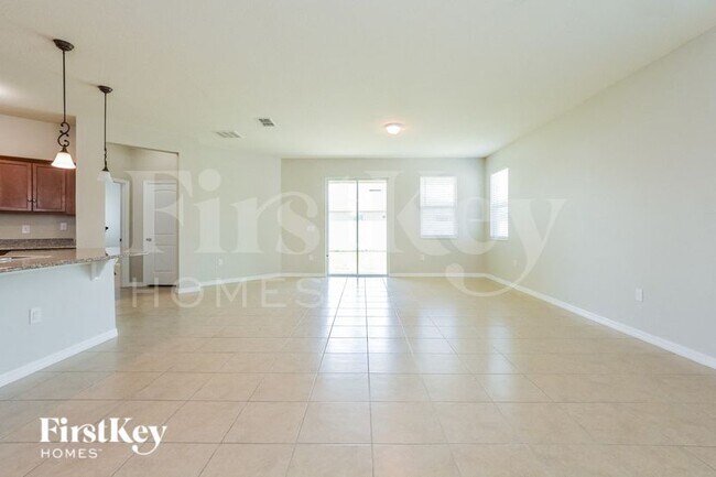 Foto del edificio - 1511 Angler Avenue