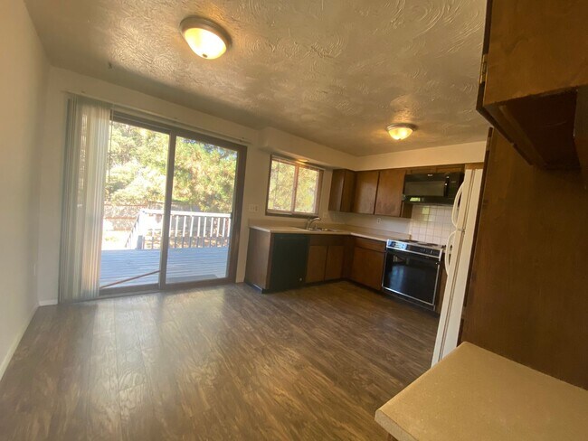 Foto del edificio - 2531-2533 E 27th Ave