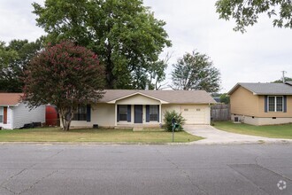 Building Photo - 3007 Mulberry Ave