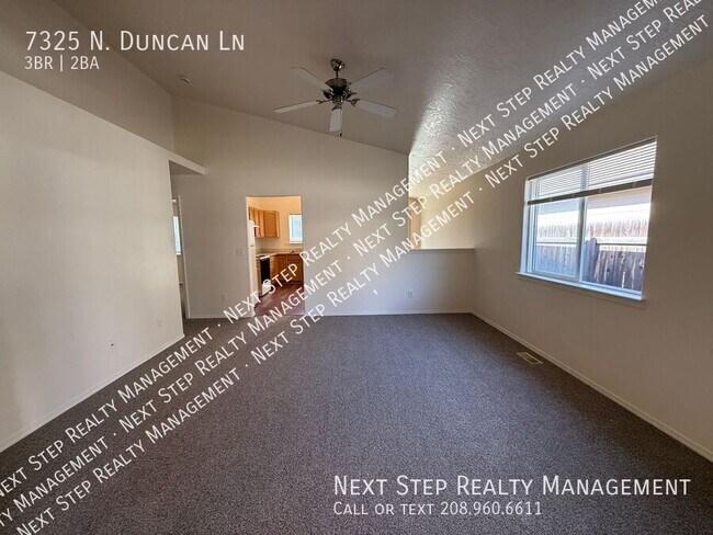 Foto del edificio - 7325 N Duncan Ln