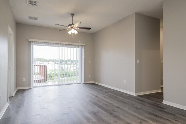 Foto del edificio - 4244 Waterside Pointe Cir