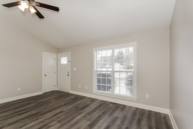 Foto del edificio - 1273 Pressley Downs Dr SE