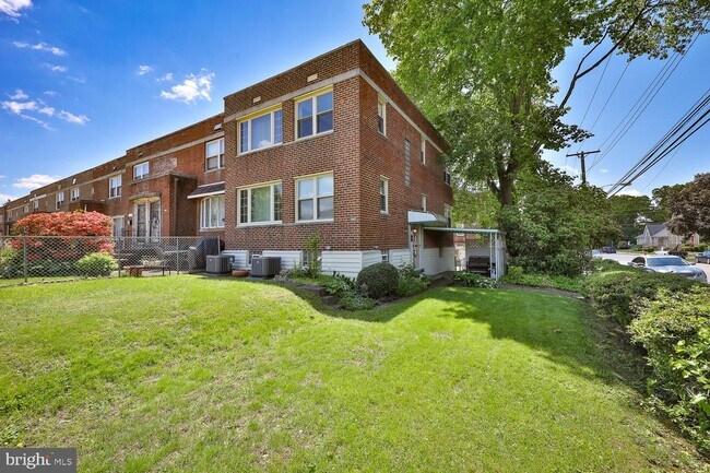 Foto del edificio - 7972 Gilbert St