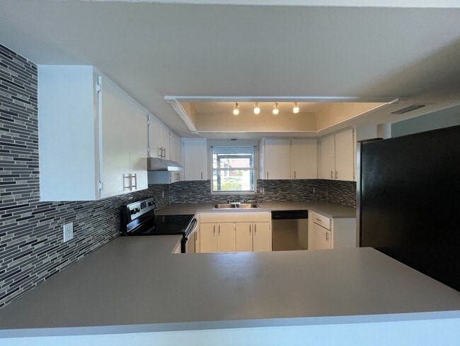 Photo - 1156 SW 43rd St Apartment