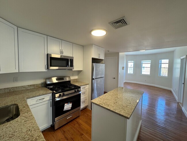 Foto del edificio - 360 Somerville Ave