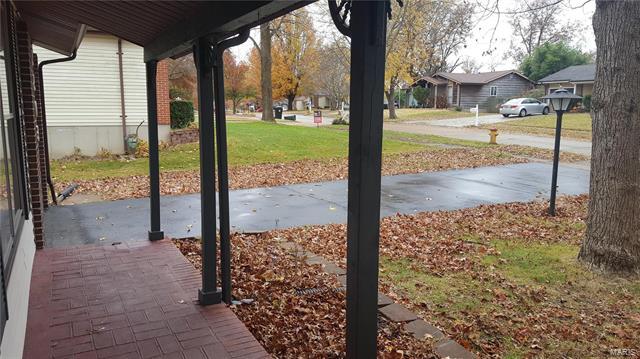 Building Photo - 2203 Bentley Manor Dr