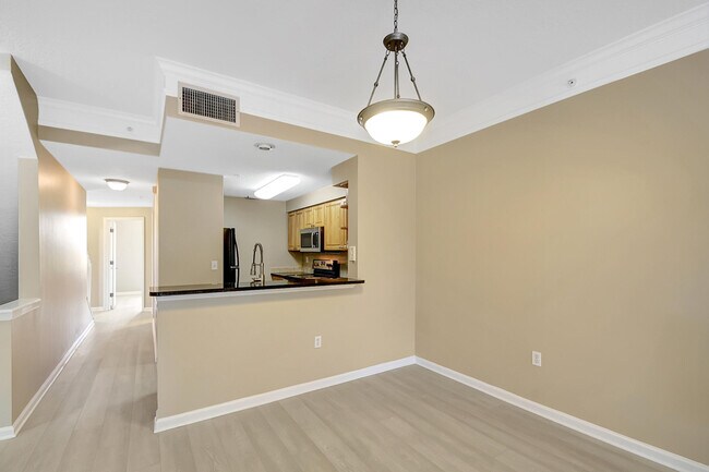 Foto del edificio - 2030 Alta Meadows Ln