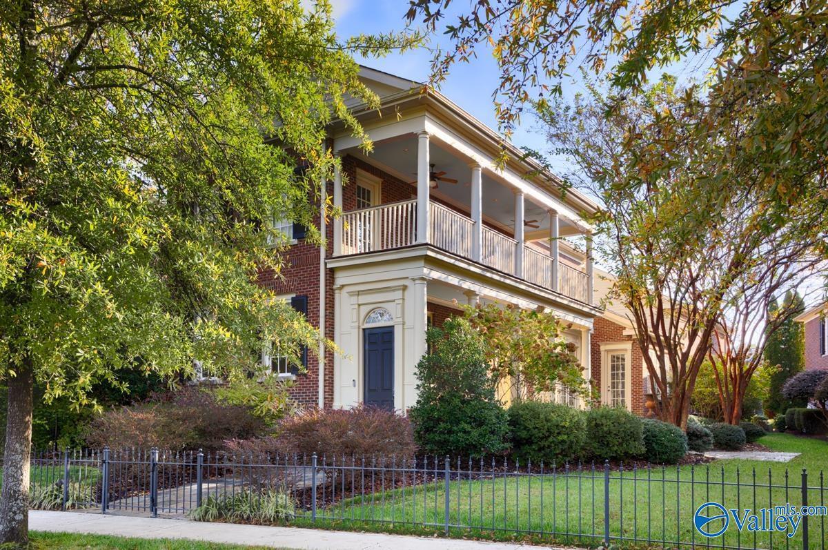 Building Photo - 33 Meeting St