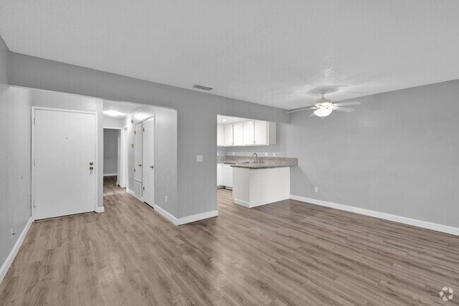 1HAB, 1BA - 750 ft² - Creekside Estates