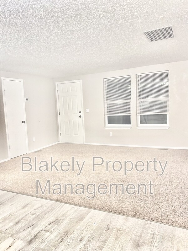 Building Photo - 5155 Quinella Ct
