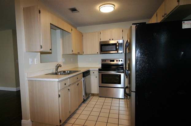 Building Photo - 231 Grand Prix Dr