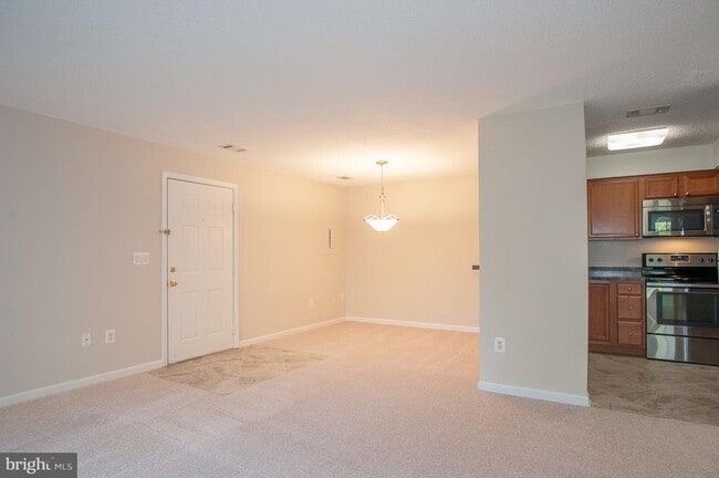 Foto del edificio - 6919 Mary Caroline Cir