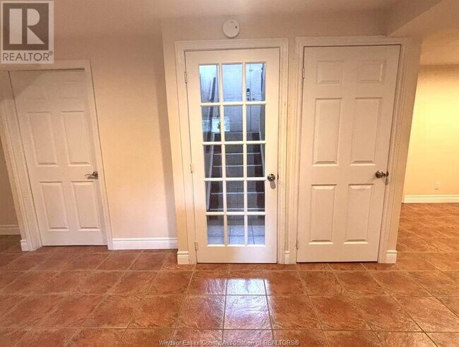 Photo du bâtiment - 1512 Heatherglen Dr
