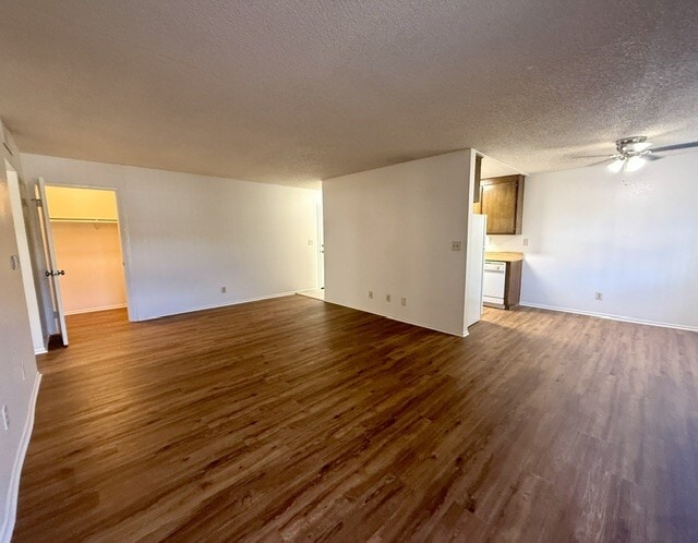 DA, LR, Kitchen, Closet Storage - 11819 Kiowa Ave