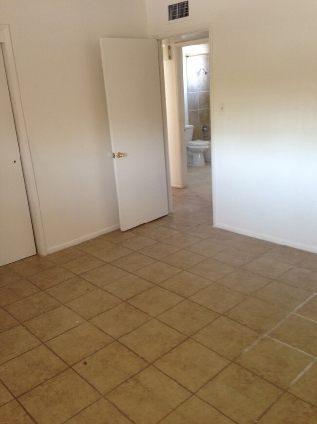 Foto del diseño de interior - 1411 W Clarendon Ave