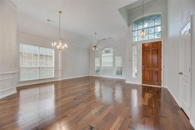 Building Photo - 7217 Valley Bend Way