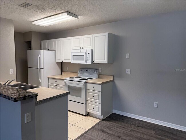 Building Photo - 957 Salt Pond Pl