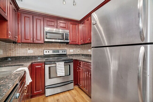 Foto del edificio - 10214 S 84th Terrace