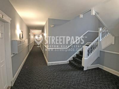 Foto del edificio - bedroom in Boston MA 02135