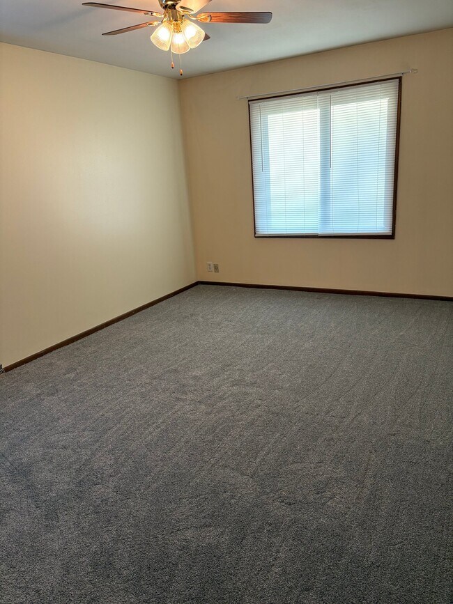 Foto del edificio - 1002 Nassau Pkwy