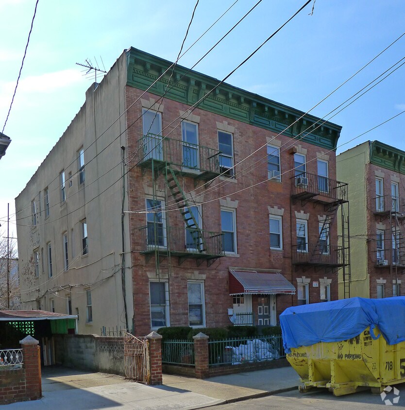 Primary Photo - 55 Bay 14Th St
