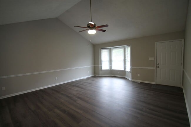 Building Photo - Exclusively Offered by Muse Realty, LLC