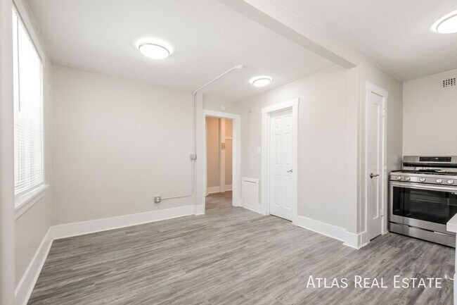 Foto del edificio - 970 N Pearl St