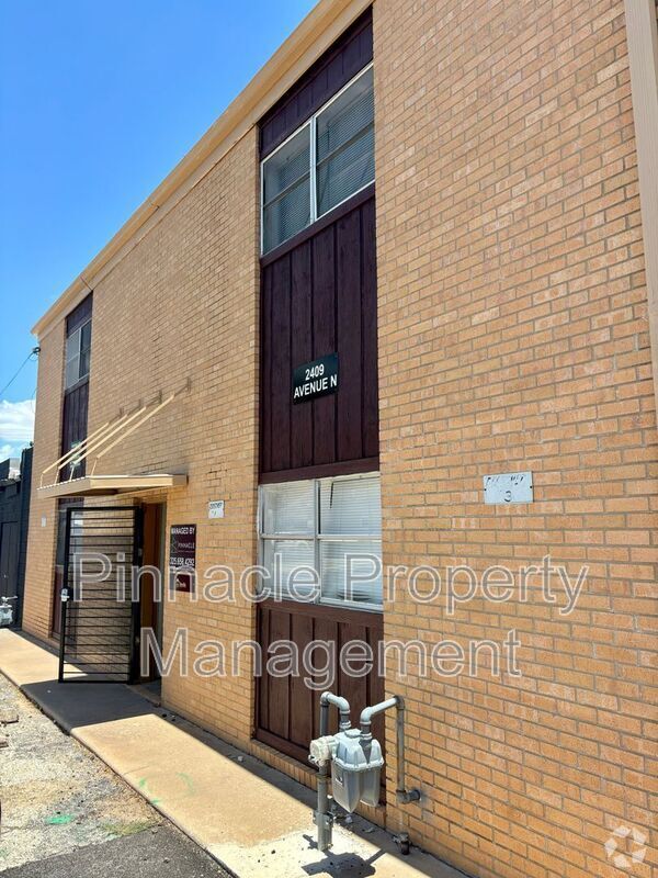 Building Photo - 2409 W Ave N