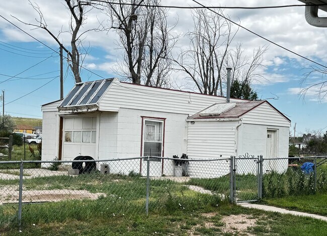 Foto del edificio - RURAL 2 BEDROOM, 1 BATHROOM, SINGLE FAMILY...