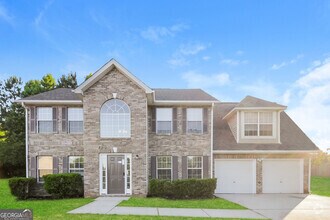 Building Photo - 6251 Village Trace