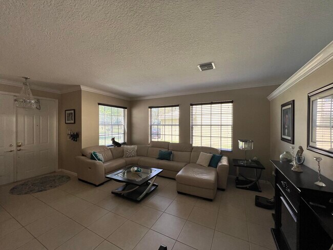 Foto del edificio - 2531 Sawyer Terrace