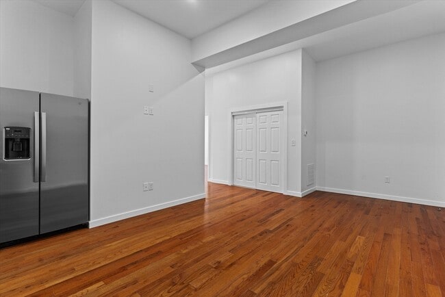 Foto del edificio - 280 Essex St