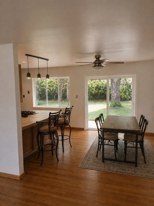 Building Photo - Spacious 4 Bed Home in South Boulder Near CU & Trails